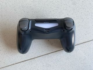 Consola PlayStation 4 Pro Negra + 2 Mandos