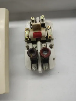 Lote 2 Interruptores Ticino ART.0642