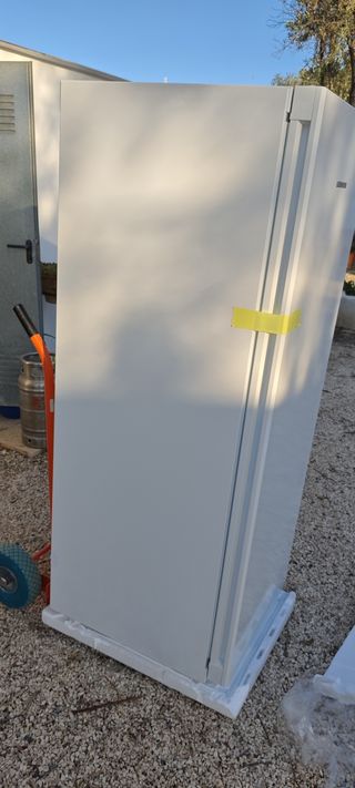 Congelador Liebherr Vertical NoFrost FNd 5026