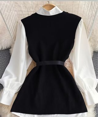 Vestido negro de lana SIN la camisa blanca