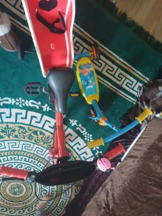 Bicicleta y patineta infantil