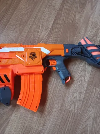 Pistola Nerf N-Strike Elite