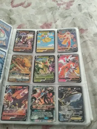 Cartas Pokémon Charizard, Mewtwo, Togekiss