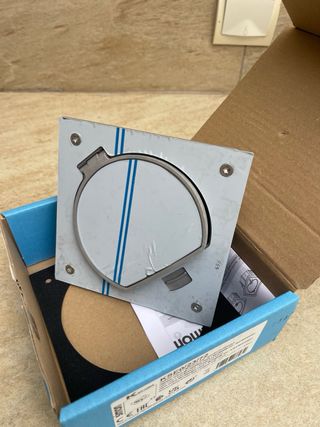 Simon KSE1/23/72: Unidad Portamecanismos K45 IP66