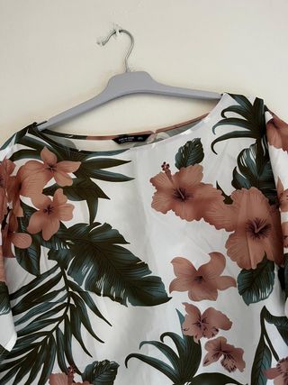 Shein Curve 3XL Blusa Tropical 3XL/50 Manga Ancha