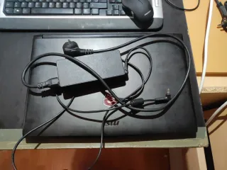 Portátil MSI i7 7ª Gen