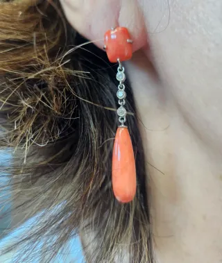 Pendientes Oro Blanco y Coral Natural