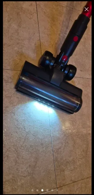 Aspiradora sin cable roja