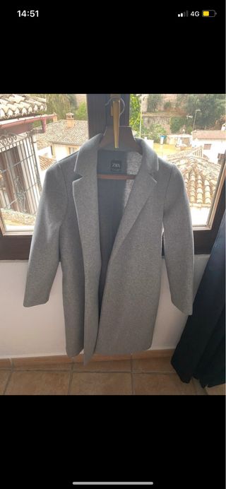 Abrigo Zara Gris