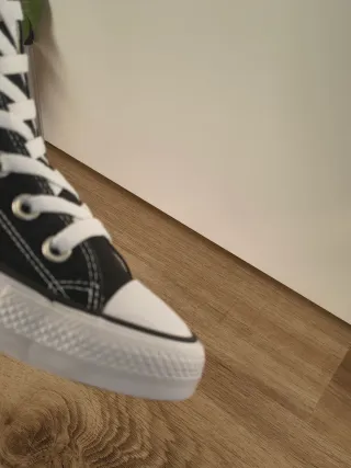 Converse talla 39 color negro