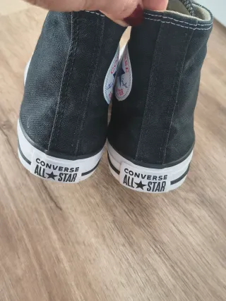 Converse talla 39 color negro