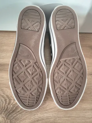 Converse talla 39 color negro