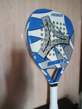 Pala Pádel Masspro Penguin Usada