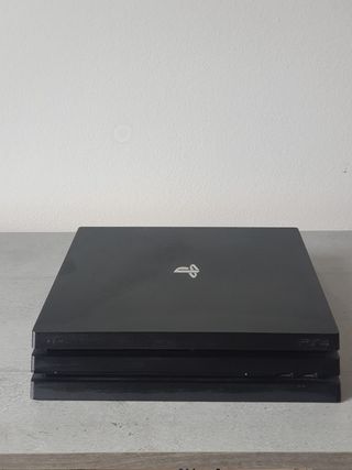 PS4 Pro 1TB - Funzionante e Silenziosa