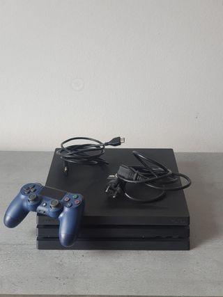 PS4 Pro 1TB - Funzionante e Silenziosa