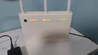 2 Router ZTE F680 di Jazztel