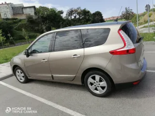 Renault Grand Scenic 2011