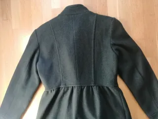 Abrigo paño verde oscuro