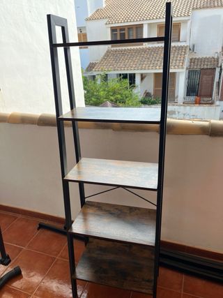 Estantería Escalera Negra y Marrón