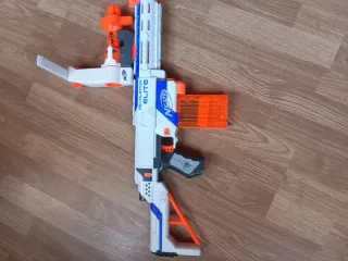 Pistola Nerf Retaliator Elite
