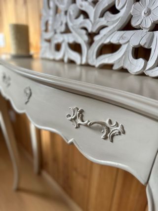 Consola estilo francés