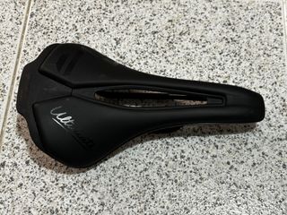 Sillín Bici Ultimate Negro