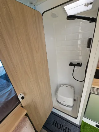 Peugeot Boxer camperizada