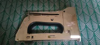 Grapadora Rapid R28 para cables