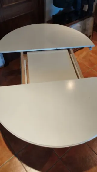 Mesa extensible redonda blanca