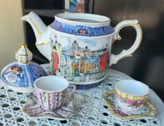 Set da tè in porcellana UK