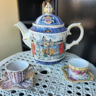 Set da tè in porcellana UK