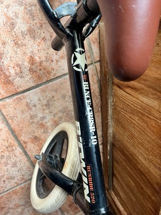 Bicicleta de equilibrio B'TWIN negra