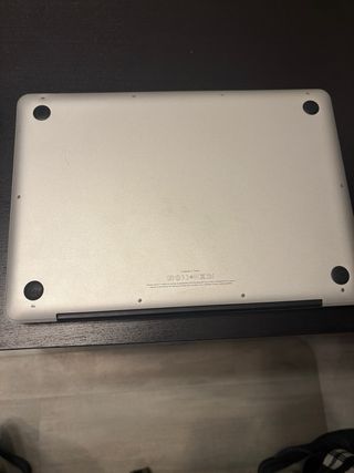 MacBook Pro 13" i5 - 8GB RAM (2012)