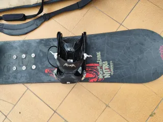 Tabla Snowboard Nitro Punisher con Funda
