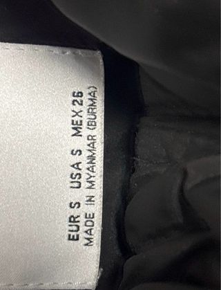 Abrigo Bershka Negro Talla S