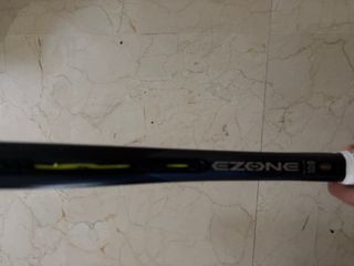 Raqueta Yonex Ezone 100