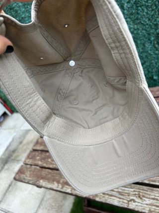 Gorra New Balance Beige