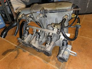 Colector Admisión + Inyectores Opel