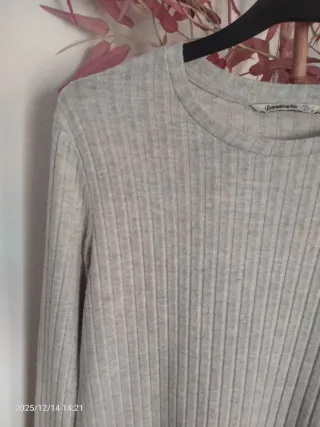 Vestido gris Stradivarius talla L