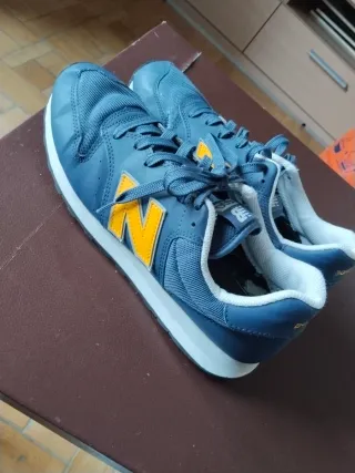 New Balance 500 Talla 44.5 Azul/Amarillo