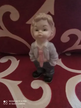 Statuina Bambino Porcellana