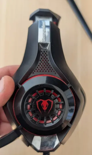 Auriculares Gaming BeExcellent Negros y Rojos