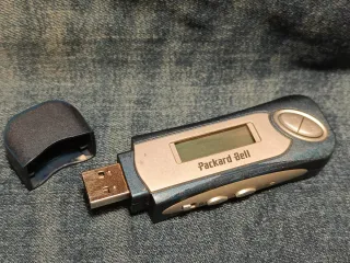 Lettore MP3 Packard Bell AudioKey 512MB y2k