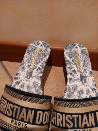 Sandali ciabatte brand Tulipano Christian Dori