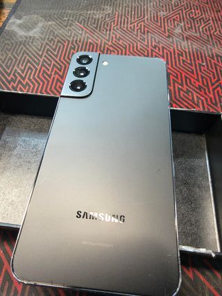 Samsung Galaxy S22+ (8GB/128GB) Android 16