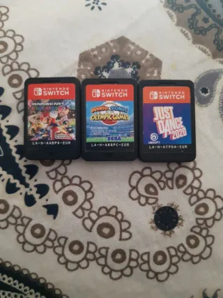 Nintendo Switch Morado y Amarillo