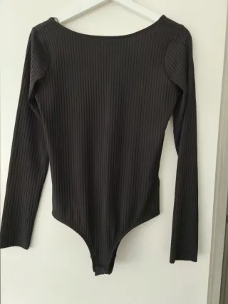 Lote 4 bodies Zara, 1 manga larga