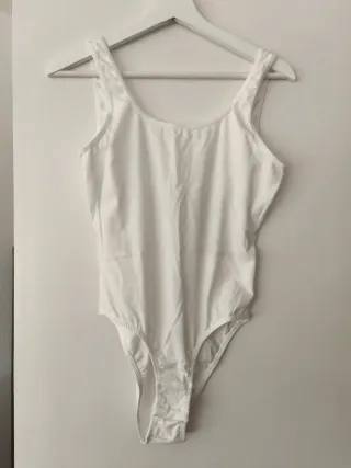 Lote 4 bodies Zara, 1 manga larga