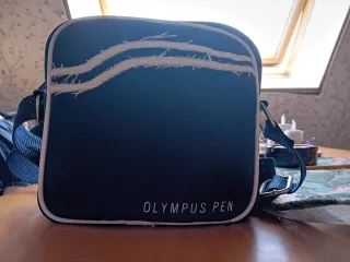 Canon 400D + Objetivo 18-55 + Cargador