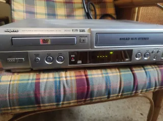 Reproductor DVD y VCR Sanyo NEGOCIABLE